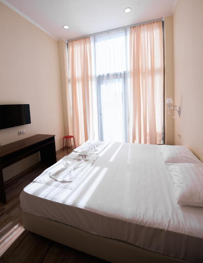 Evropa Hotel Gagry Zewnętrze zdjęcie
