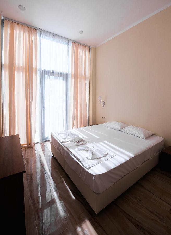 Evropa Hotel Gagry Zewnętrze zdjęcie